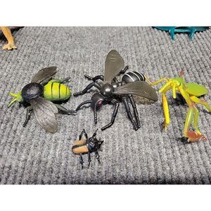4 Pc‎ Toy Insects